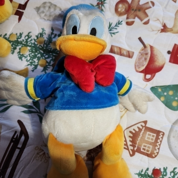 Minnie and Donald plush - Picture 4 of 9